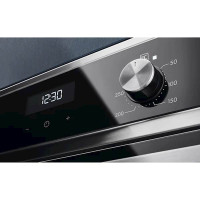 UGRADNA RERNA ELECTROLUX EOF5H40BX